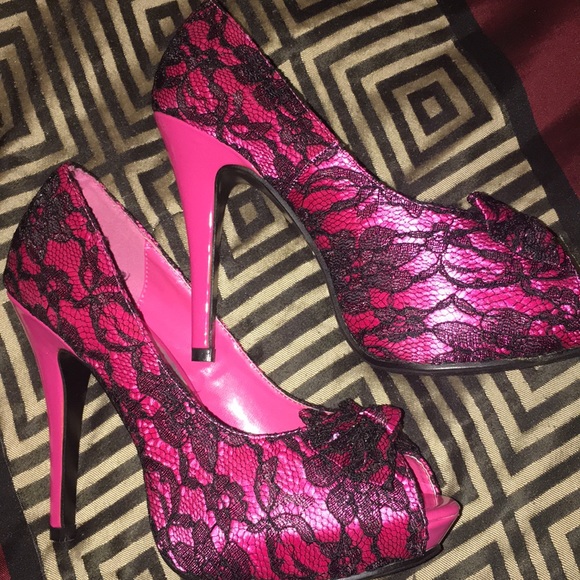 Heels - Picture 3 of 5